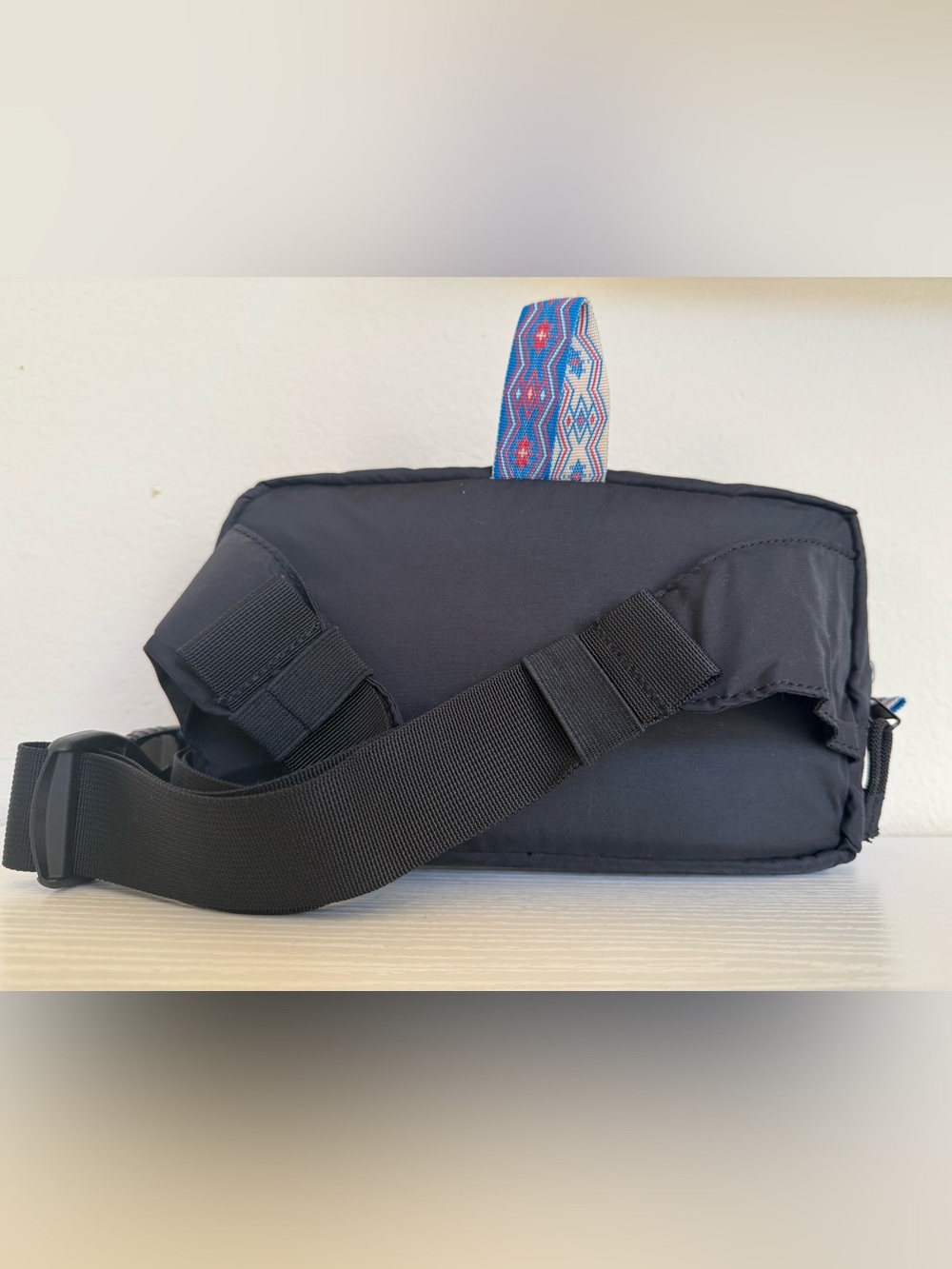 🏔️ KAVU Point Sur Belt Bag Nylon Fanny Pack Mesh Pocket - Blackout - Picture 3 of 6